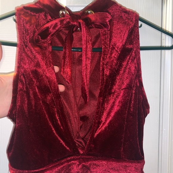 Crop top - Picture 2 of 2